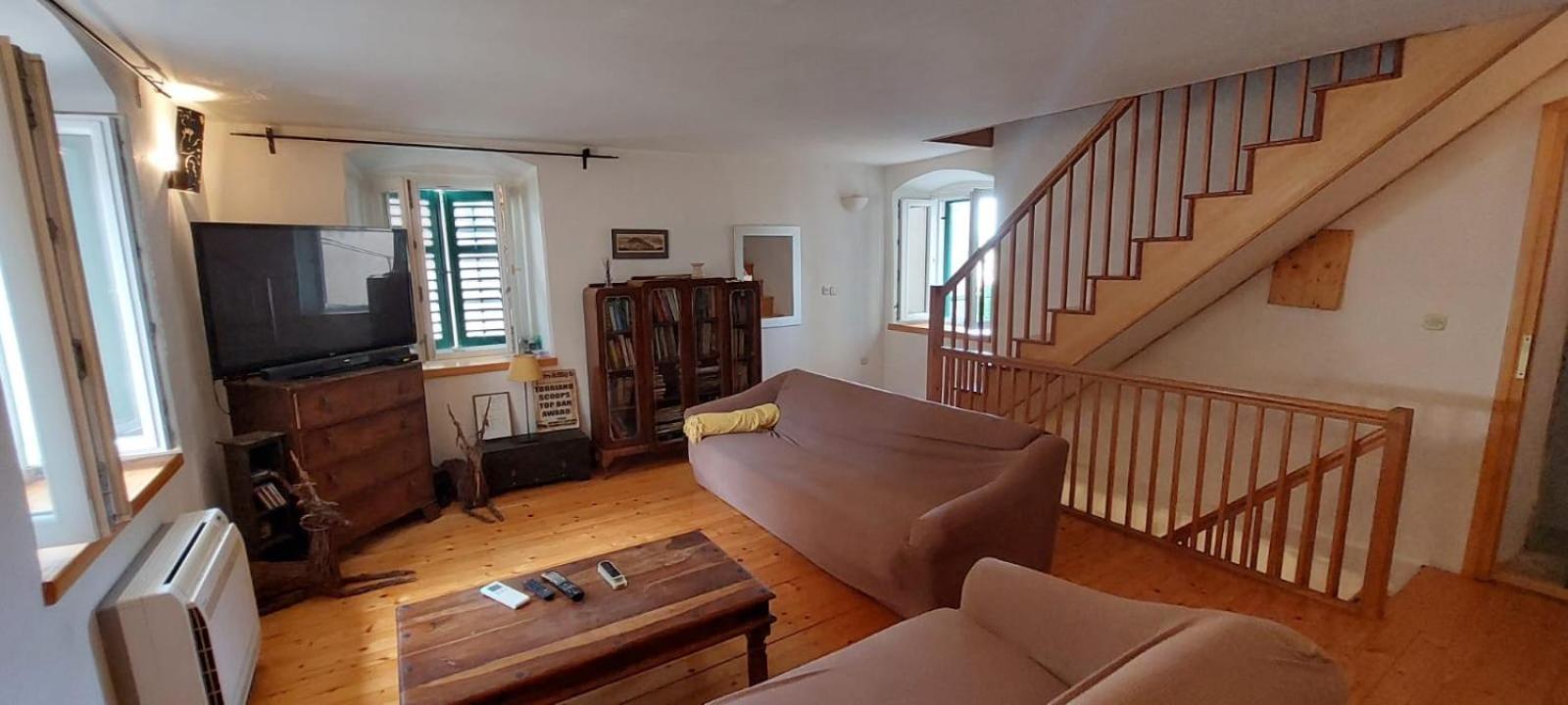 Torriano Holiday House 시베니크 외부 사진